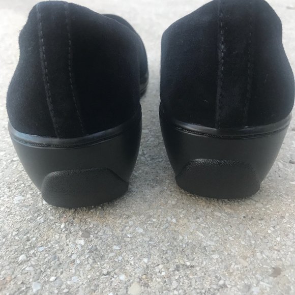 Aravon Kasey, Women's size 8.5 AA (narrow) - Picture 7 of 8